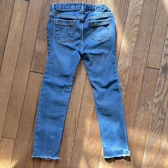 Old Navy Ballerina Distressed Jeans - Picture 2 of 7